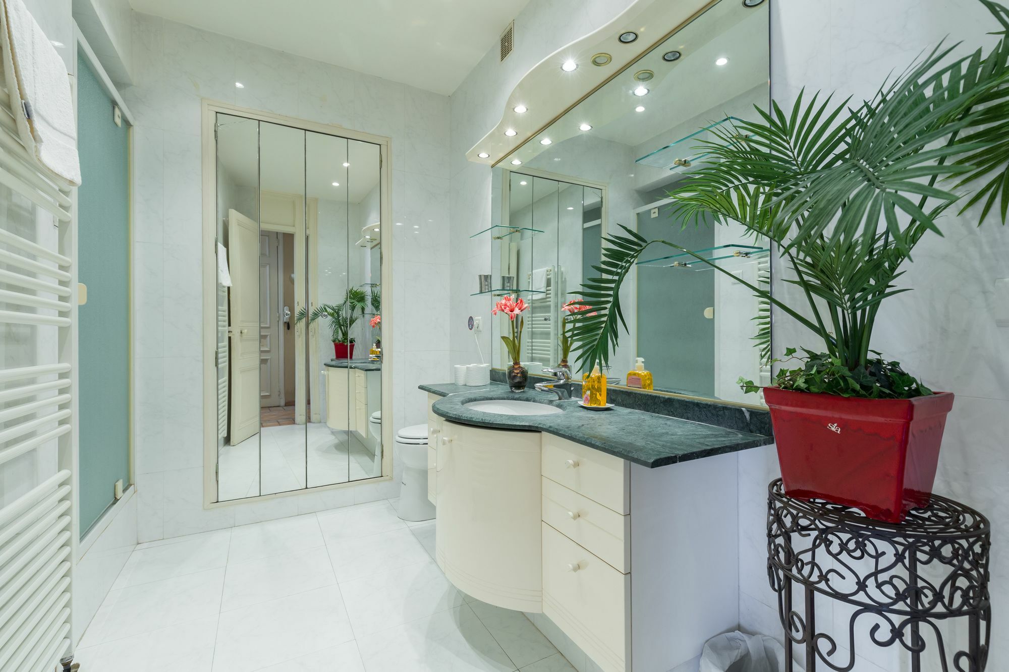 Lovely 2 Bed 2 Bath Apartment In Cannes On Rue Antibea Easy Walk To The Palais 224 Eksteriør bilde